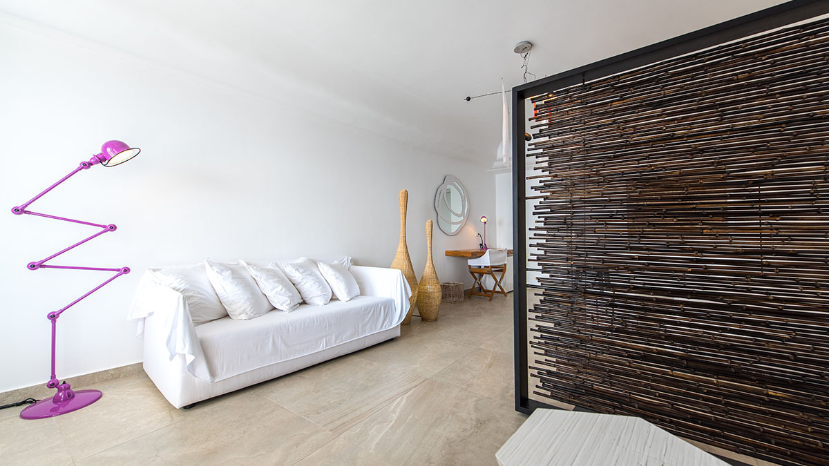 Premium Suite with Private Hot Tub & Caldera View